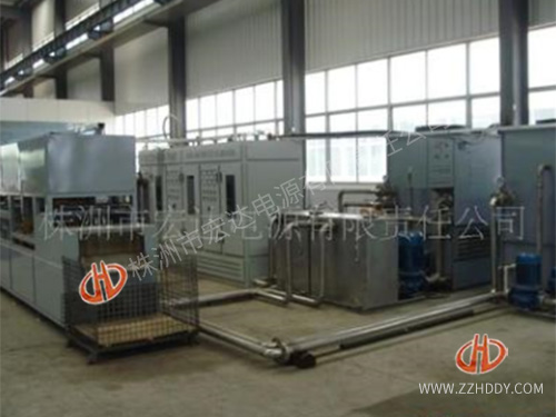 2018年為湖南某公司設(shè)計(jì)生產(chǎn)挖掘機(jī)履帶鏈軌節(jié)淬火、回火、退火成套設(shè)備